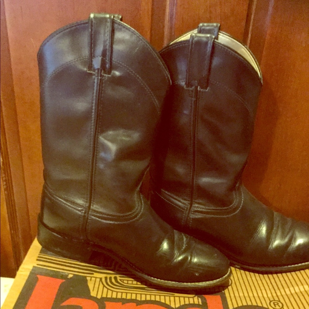 Laredo ladies boots, worn 5-6 times.